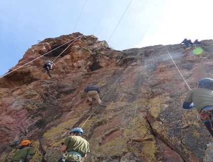 ESCALADA EN ROCA Y RAPPEL (5 HORAS)